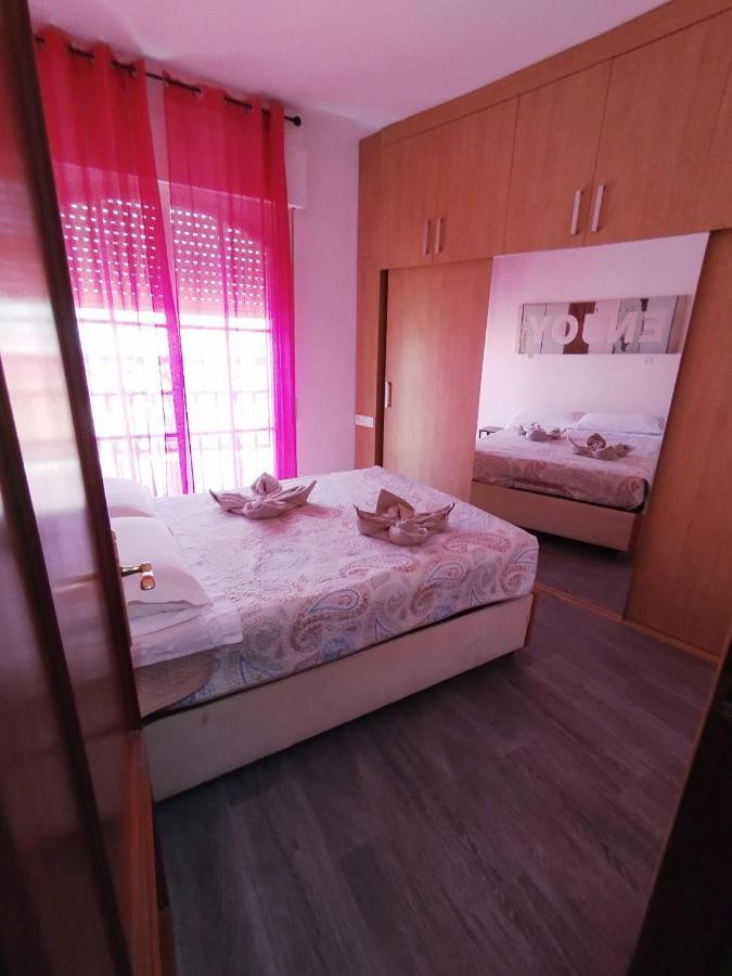Enjoy Apart Centro Y Playa Zanca Appartement Málaga Buitenkant foto